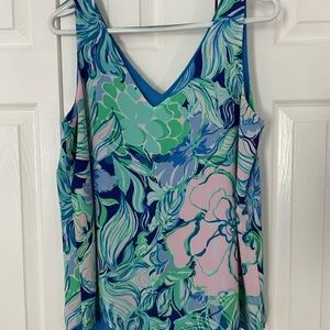 Lilly Pulitzer blouse - reversible - size Medium